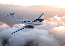 Beechcraft - King Air B200 - 