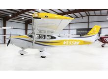 Cessna - 182 Skylane  - T  /  N555MM